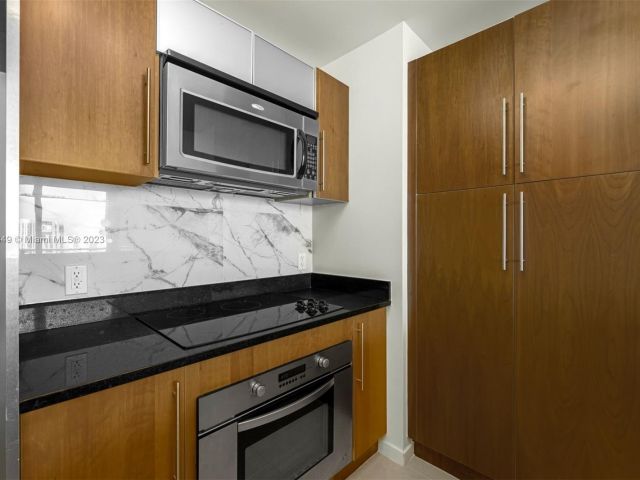 Apartment for sale  Unit #T-3407 - photo 5291449