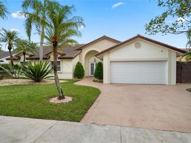 Home for sale at 16571 SW 145th Ave - photo 5112449