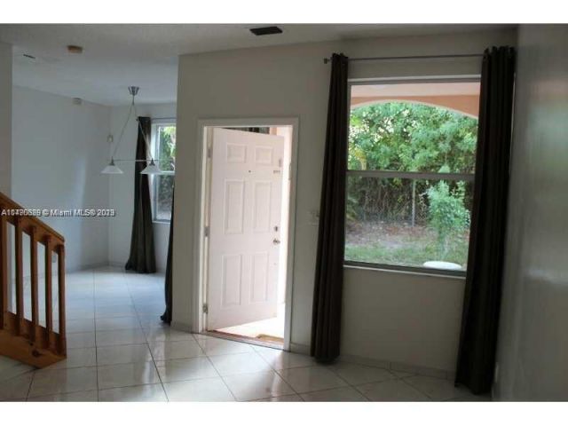 Home for rent at 21300 NE 8th Ct 3007 - photo 4927449