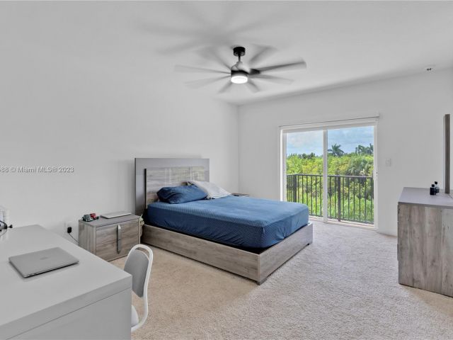 Home for sale at 814 SE 19th St 814 - photo 4691382