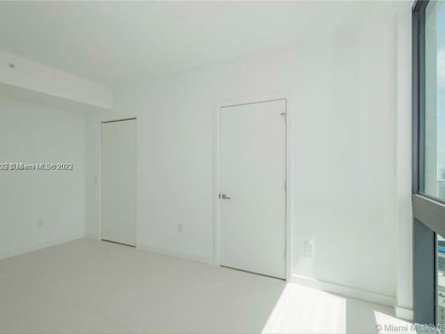 Apartment for sale  Unit #2709 - photo 4693282