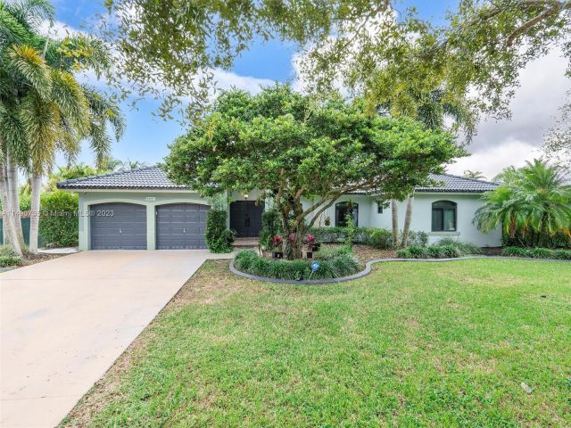 Home for sale at 17376 SW 282nd St - photo 4743082