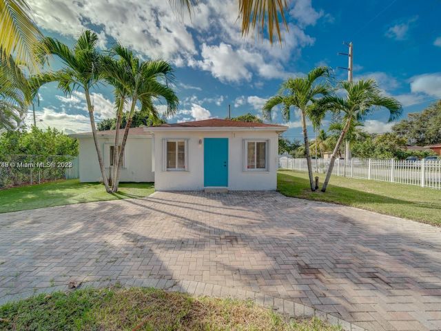 Home for sale at 442 NW 100th St - photo 4724275