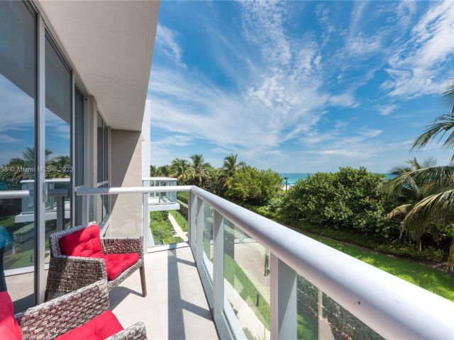Home for sale at 3801 Collins Ave TH-4 - photo 4738408