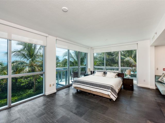 Home for sale at 3801 Collins Ave TH-4 - photo 4738412
