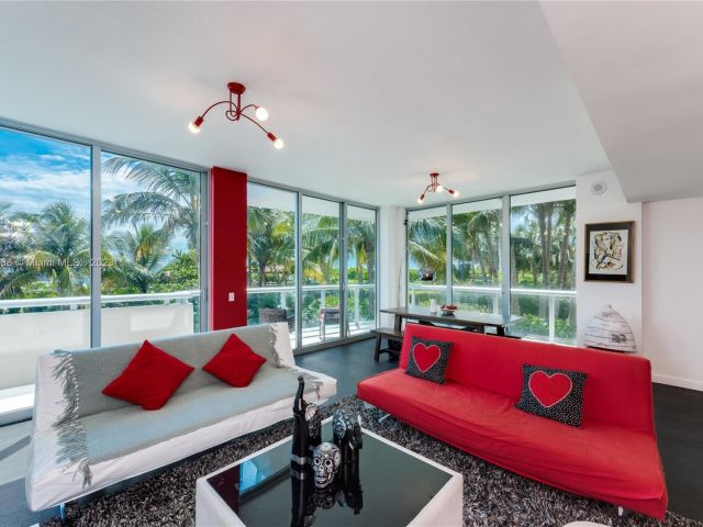 Home for sale at 3801 Collins Ave TH-4 - photo 4738416