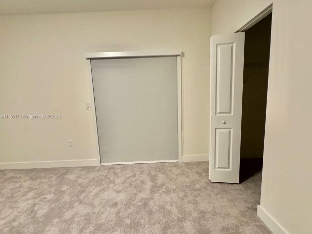 Home for rent at 4268 NW 83rd Ave - photo 5321884