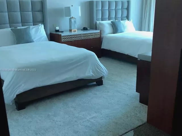 1-bedroom condo for rent in Bal Harbour - 10295 Collins Ave 1216 - MondialRealty