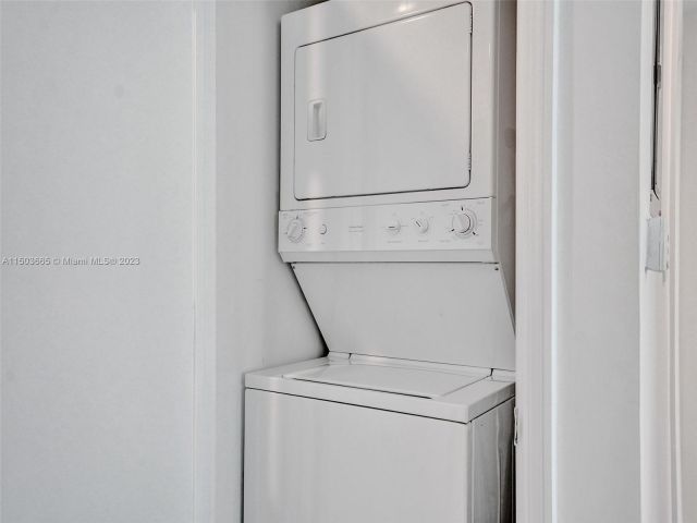 Apartment for sale  Unit #2106 - photo 4789851