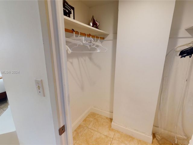 Apartment for sale  Unit #419 - photo 6203784