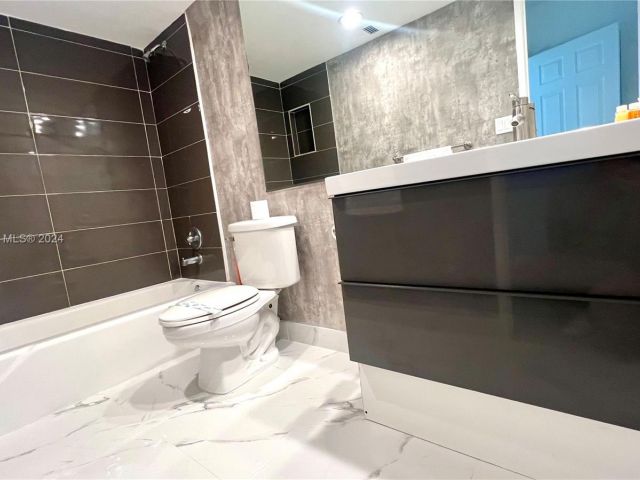 Apartment for sale  Unit #419 - photo 6203791