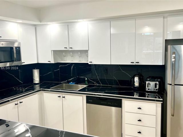 Apartment for sale  Unit #419 - photo 6203796