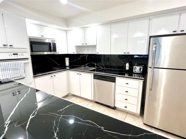 Apartment for sale  Unit #419 - photo 6203801