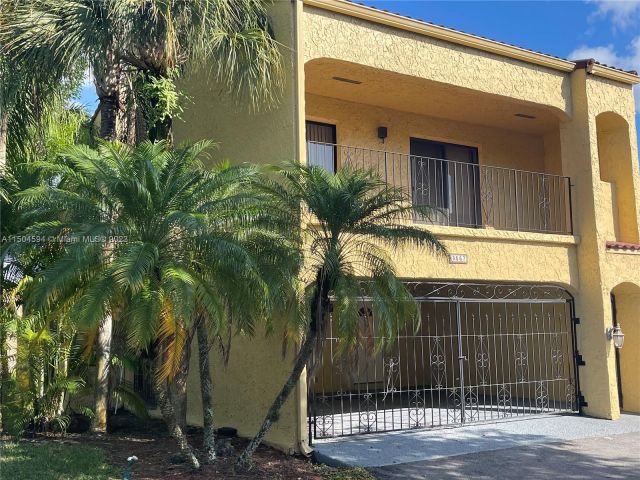 Home for sale at 3557 Estepona Ave 25-B-1 - photo 5027237