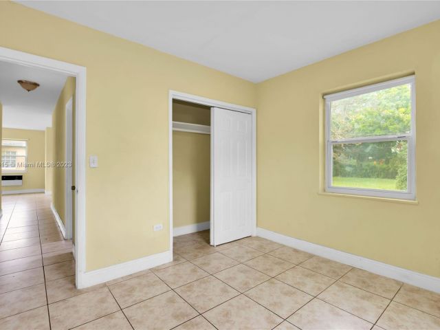 Home for sale at 1485 NE 140th St - photo 4796578