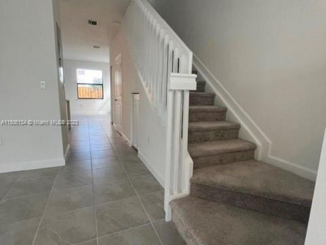 Home for rent at 12725 SW 234th Ter 08/25 - photo 4797313
