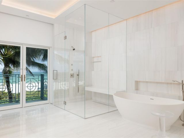 Home for sale at 5959 Collins Ave 3005 - photo 5061903