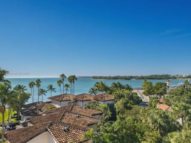 3-bedroom condo for rent in Miami Beach -  - MondialRealty