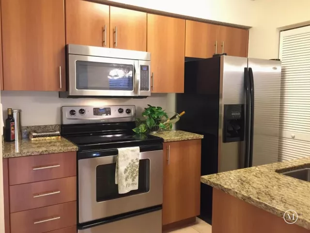 3-bedroom condo for rent in Miami Beach -  - MondialRealty
