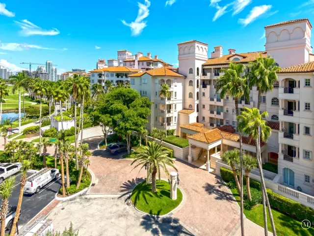 3-bedroom condo for rent in Fisher Island - 19251 FISHER ISLAND DRIVE 19251 - MondialRealty