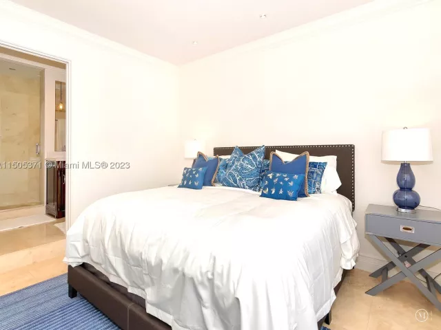 3-bedroom condo for rent in Fisher Island - 19251 FISHER ISLAND DRIVE 19251 - MondialRealty