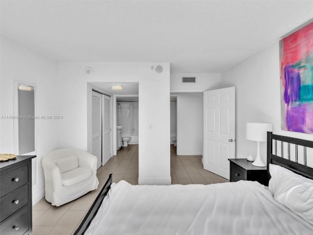 Apartment for sale  Unit #528S - photo 4808536