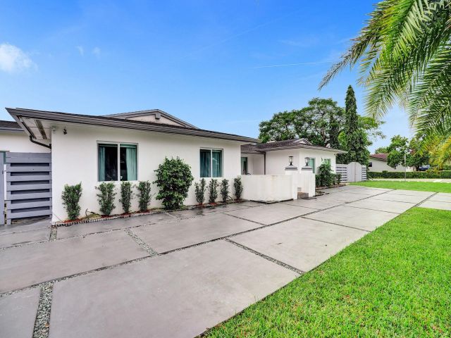 Home for sale at 10860 SW 116th St - photo 4827647