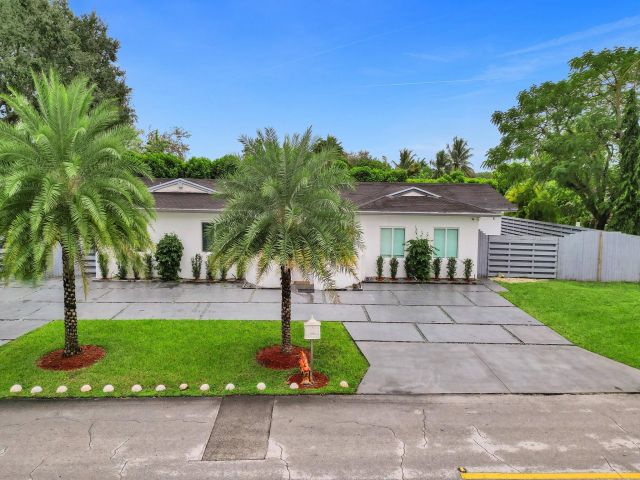 Home for sale at 10860 SW 116th St - photo 4827652