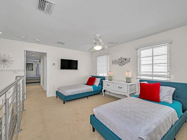Home for rent at 4592 N Ocean Dr B - photo 4808770