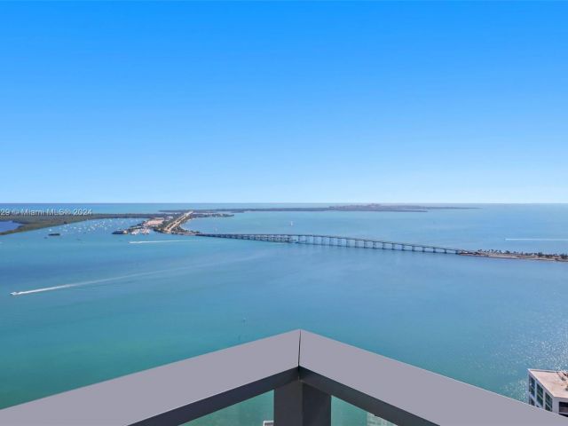 Apartment for sale  Unit #4902 - photo 7293730