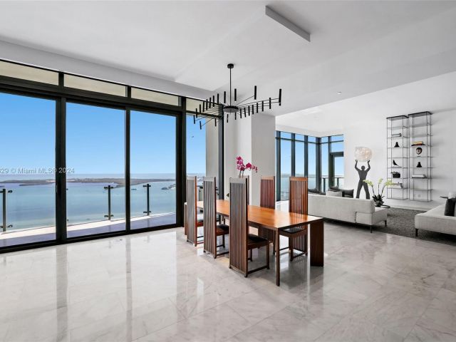 Apartment for sale  Unit #4902 - photo 7293742