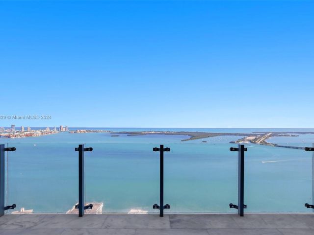 Apartment for sale  Unit #4902 - photo 7293746