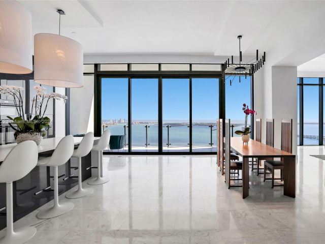 Apartment for sale  Unit #4902 - photo 7293747