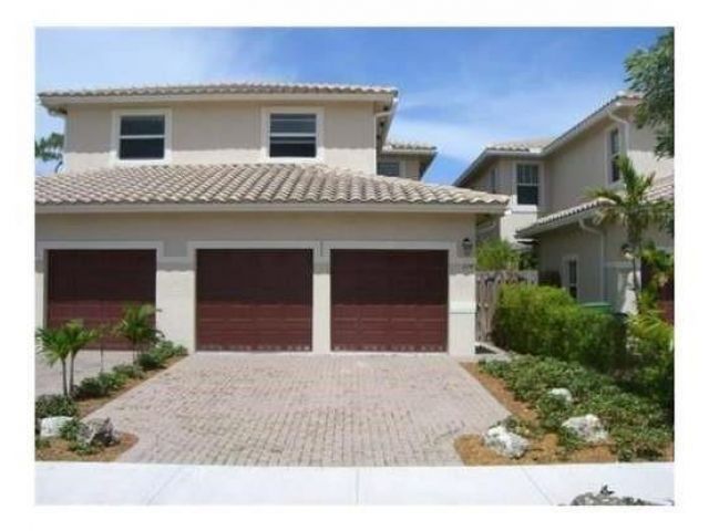 Home for sale at 1111 NW 1st Ave - photo 4813779