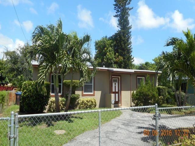 Home for sale at 1017 NW 12th St - photo 4830525