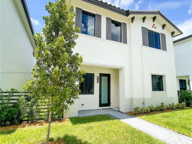 Home for sale at 4349 NW 81st Ave - photo 4831353