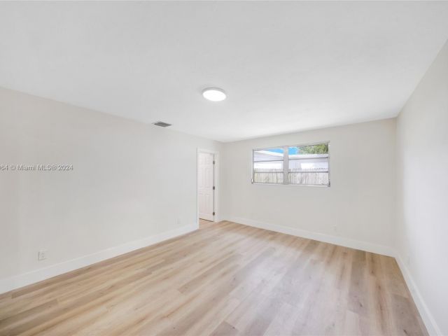 Home for rent at 3718 Taft Steet - photo 5359304