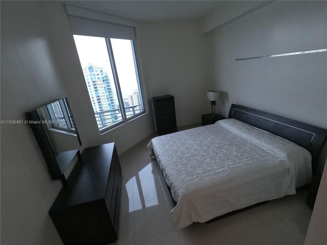 Apartment for rent  Unit #UPH 19 - photo 4839888