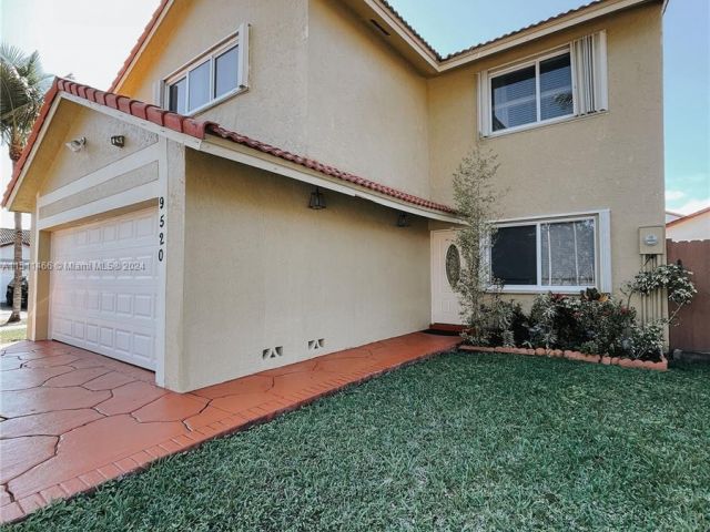 Home for sale at 9520 SW 151st Ave - photo 4840126