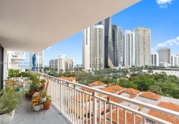 Apartment #805 at Winston Tower 600