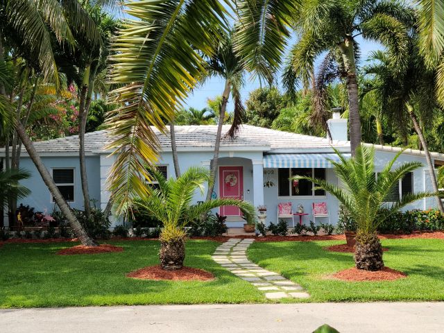 Home for rent at 902 E Boca Raton Road - photo 4852632