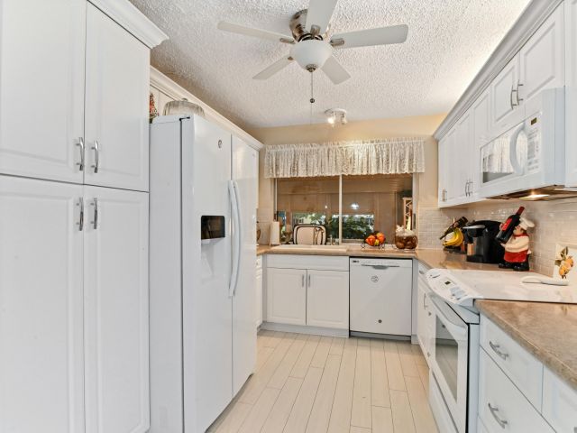 Home for sale at 22151 Cameo Drive E - photo 5426689