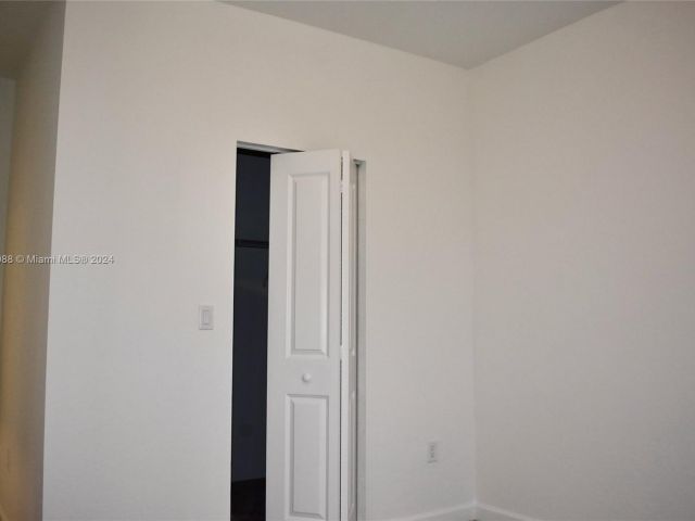 Home for rent at 14894 SW 163rd st 14894 - photo 4875324