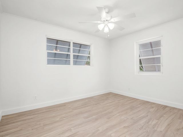 Home for rent at 236 Ashworth Street - photo 4860448