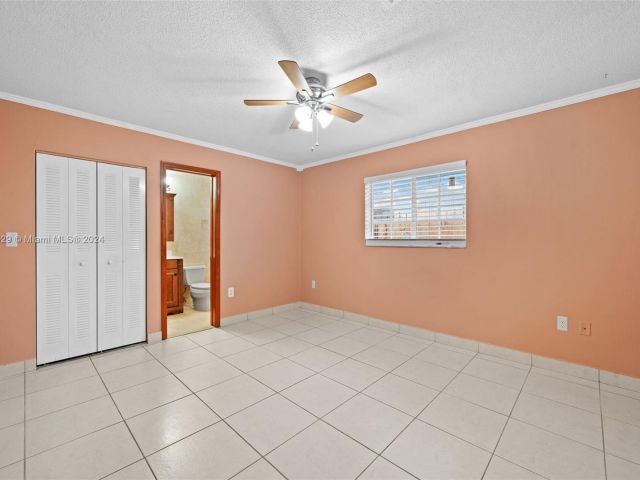 Home for sale at 1900 SW 24th St - photo 4856691