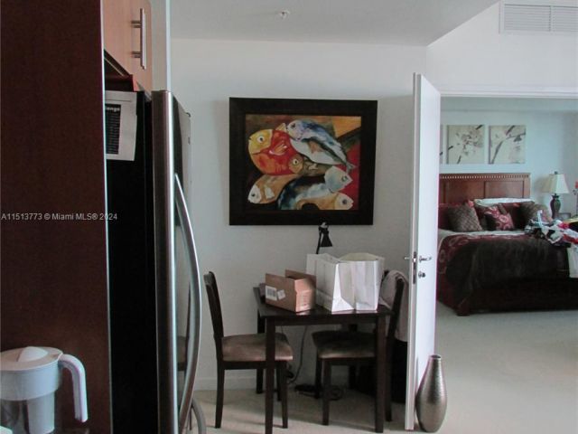 Apartment for sale  Unit #T-2709 - photo 7496445