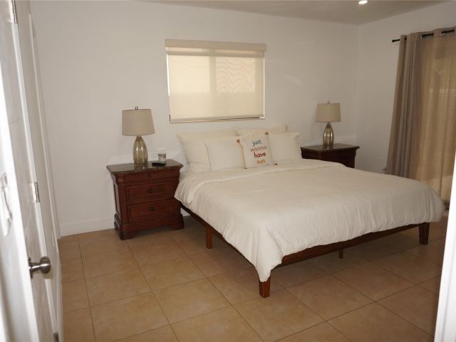 Home for rent at 9220 SW 56th St - photo 5336044