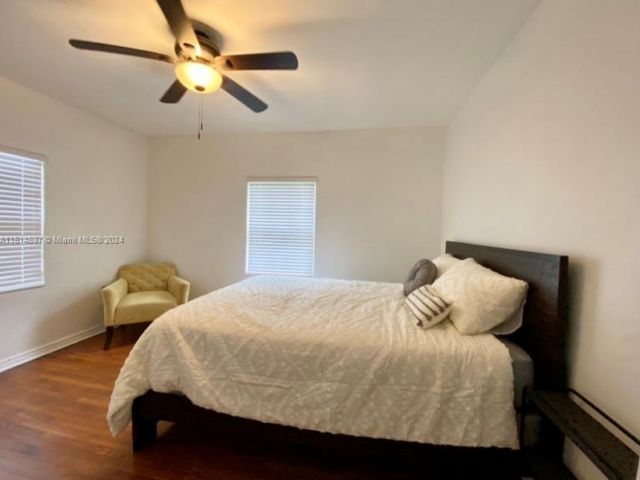 Home for rent at 4619 SW 10th St . - photo 4865283