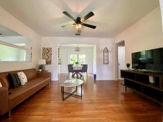 Home for rent at 4619 SW 10th St . - photo 4865292