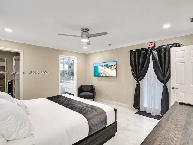 5-bedroom home for rent in Hollywood - 5500 Cleveland St - MondialRealty